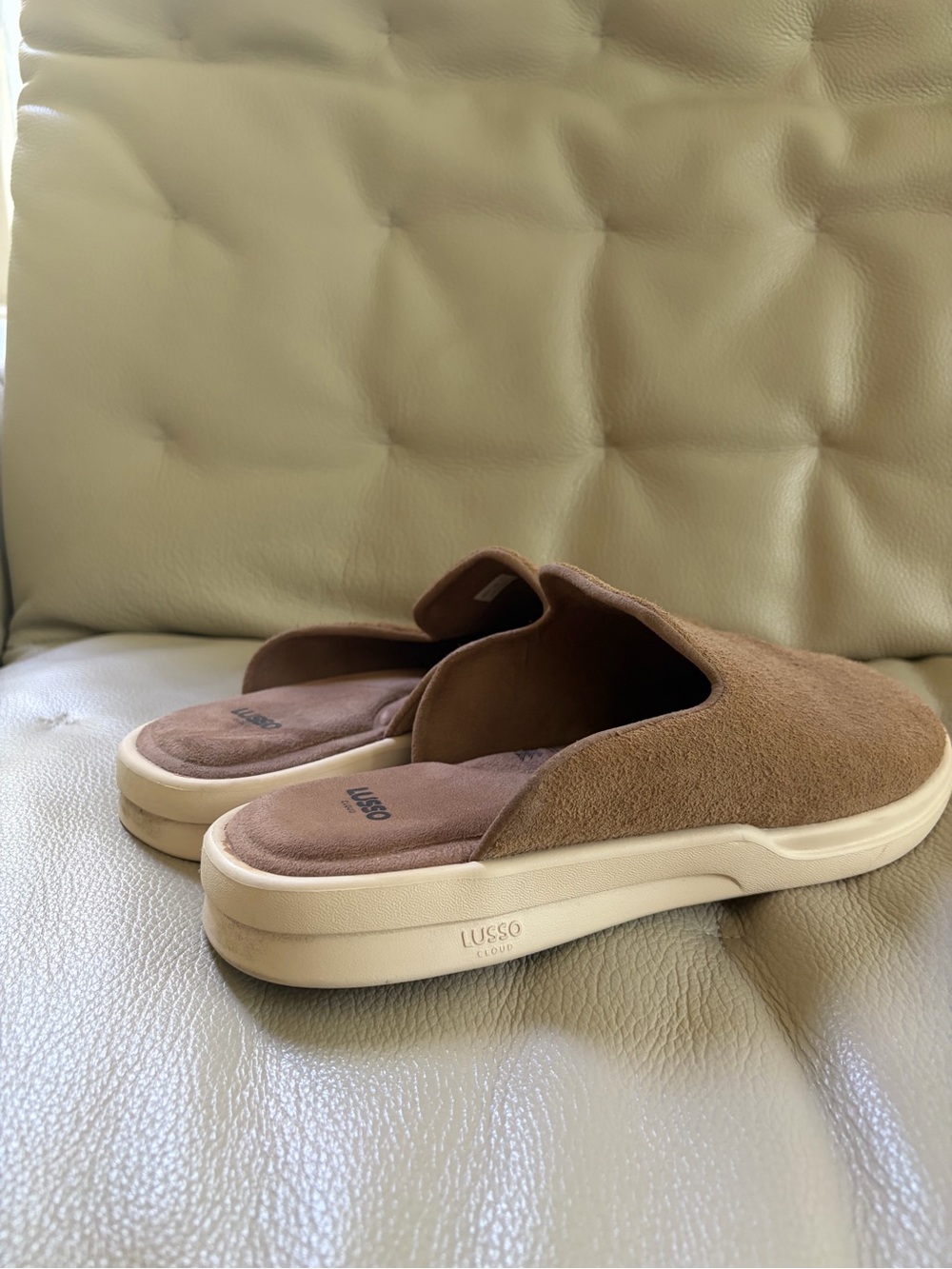 Lusso Pelli chestnut hairy suede slides